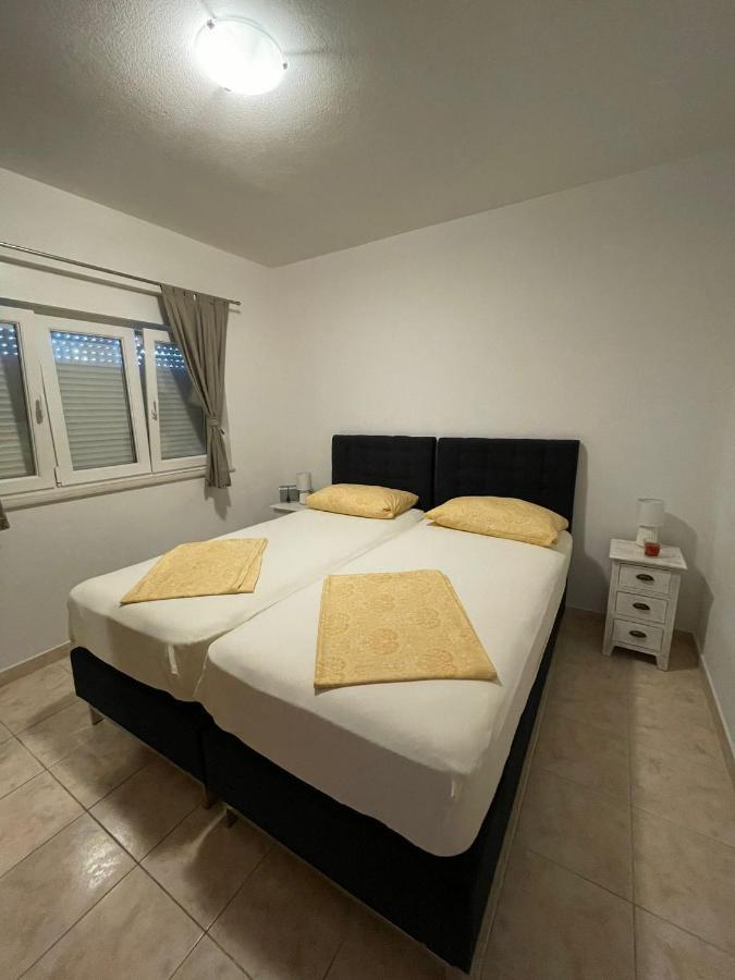 Apartments Mavarcica Трогир Экстерьер фото
