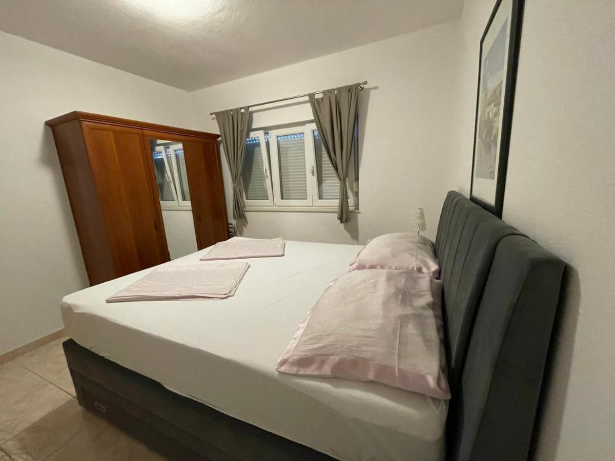 Apartments Mavarcica Трогир Экстерьер фото